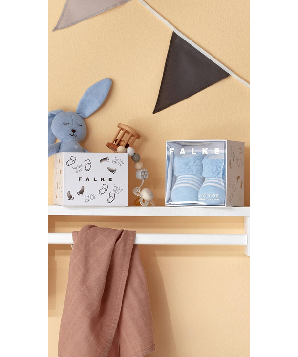 Ankle Socks Erstlingsringel (White) FALKE