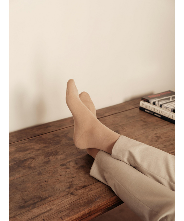 Knee-high Airport (Beige) | FALKE