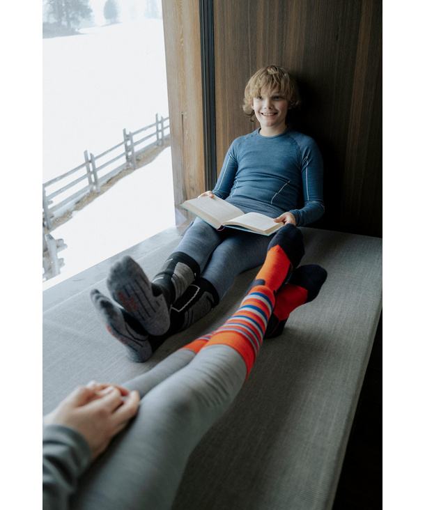 Underwear SKIING WOOL KIDS TIGHTS (Black) | FALKE