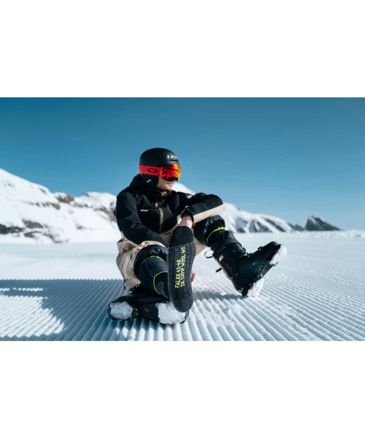 Skiing Socks SK Energizing Wool Men (Black) | FALKE