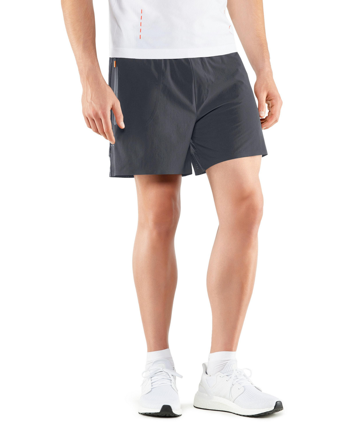 CORE Challenger Uomo Shorts (Nero) | FALKE